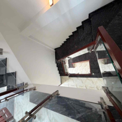 Cho thuê nhà kdc Bình Chuẩn Thuận An làm văn phòng giá rẻ ok