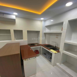 CHO THIÊ NNC Q3 2pn 2wc bancol 3 máy lạnh CHỈ 8,5tr