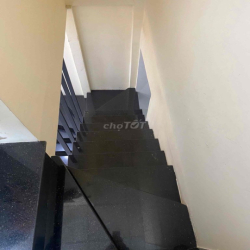CHO THIÊ NNC Q3 2pn 2wc bancol 3 máy lạnh CHỈ 8,5tr