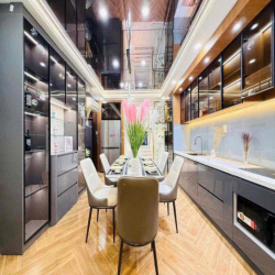 Siêu Phẩm Nhà Phố Khu Víp Có Thang Máy 68 Nguyễn Tư Giãn