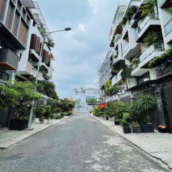 Siêu Phẩm Nhà Phố Khu Víp Có Thang Máy 68 Nguyễn Tư Giãn