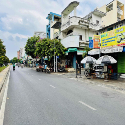 Cho thuê nguyên căn góc 2 mặt tiền 152 Lê Thúc Hoạch, Tân Phú