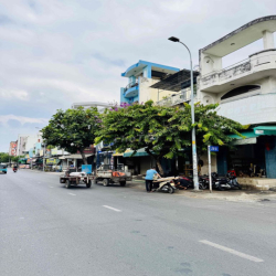 Cho thuê nguyên căn góc 2 mặt tiền 152 Lê Thúc Hoạch, Tân Phú