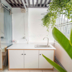 CHO THUÊ CĂN STUDIO BAN CÔNG TÁCH BẾP VIEW MẶT TIỀN BỜ KÈ FULL NT
