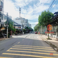 Nhà 3 lầu đường D9 - D2D 17,5tr/th giá tốt làm văn phòng kinh doanh 6P