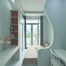 Cho Thuê Căn Hộ Ban Công Full Nội Thất Gần Cầu Nguyễn Văn Cừ
