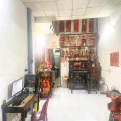 🌻 Nhà 4x26 - 2 tầng  vỉa hè 10m ngay ngã ba Hùng Vương - Hồ Thị Kỷ