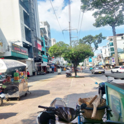 🌻 Nhà 4x26 - 2 tầng  vỉa hè 10m ngay ngã ba Hùng Vương - Hồ Thị Kỷ