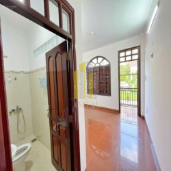 NHÀ PHỐ ĐƯỜNG LƯƠNG ĐỊNH CỦA 3 LẦU 5 PHÒNG GIÁ 29 TRIỆU