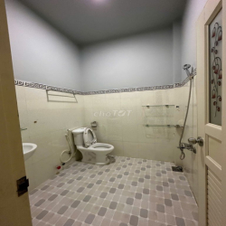 cho thuê nhà mặt tiền 50 Dương Bá Cung