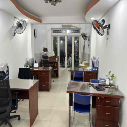 Cho thuê Văn phòng 160m2 đường Nguyễn Bỉnh Khiêm Q1