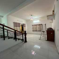 cho thuê nhà mặt tiền 50 Dương Bá Cung