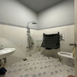 cho thuê nhà mặt tiền 50 Dương Bá Cung