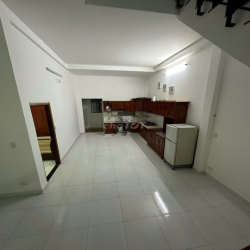 cho thuê nhà mặt tiền 50 Dương Bá Cung