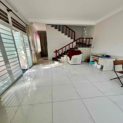 Cho thuê nhà góc 2 mặt tiền đường
