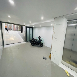 Nhà  5x20,5m, 1 hầm 1 trệt 3 lầu, có thang máy, hoàn thiện chất lượng