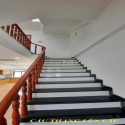 NGAY TÔ NGỌC VÂN - TAM PHÚ KHU COMPOUND  2 LẦU 4PN 4WC Ở + VPCTY + SPA