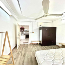 Chung Cư 1-2PN 65m2 ngay tại trung tâm Phan Xích Long