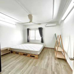 Chung Cư 1-2PN 65m2 ngay tại trung tâm Phan Xích Long