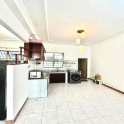 Chung Cư 1-2PN 65m2 ngay tại trung tâm Phan Xích Long