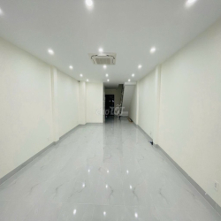 Nhà  5x20,5m, 1 hầm 1 trệt 3 lầu, có thang máy, hoàn thiện chất lượng