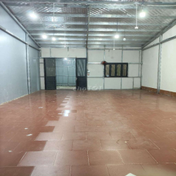 Nhà kho DT 7x20m đường xe tải Phú Thuận 