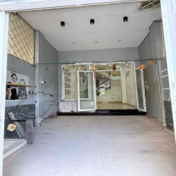 Cho thuê nhà 3 lầu khu Dân cư đồng bộ yên tĩnh sát Vạn Phúc đường số 3