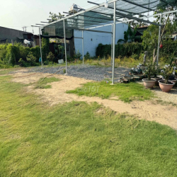 Cho thuê 360m đất, có toilet điện nước