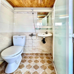 PHÒNG GÁC CỬA SỔ THOÁNG TRƯỜNG CHINH GẦN BigC NEW!