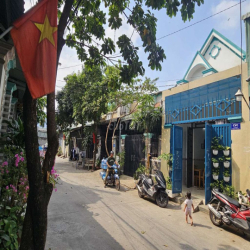 Bán nhà chỉ tính đất 2 tỷ 950 tr ( và căn số 2 giá 6 tỷ 500 tr .LH CC