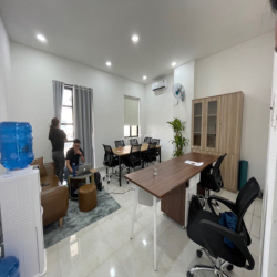 Chính chủ cho thuê VP Cityland Park Hills P10