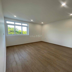 Cho thuê nhà 183m2 trống suốt làm văn phòng giá 26tr/tháng