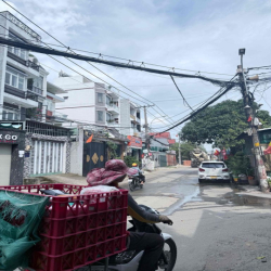 Cho thuê toàn nhà Văn Phòng 1 trệt 3 lầu Mặt Tiền Đường Phường Trường