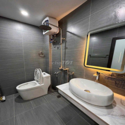 Cho thuê nhà Kim Ngưu, ô tô đỗ trước cửa