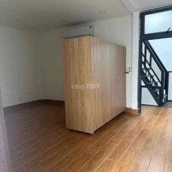 NHÀ 2 TẦNG MỚI 2PN HẺM XE TẢI ĐƯỜNG 6 LONG TRƯỜNG