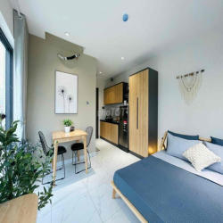 Ngắm Hoàng Hôn Cực Chill Với Cửa Sổ Lớn