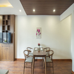 Căn hộ 1 ngủ nội thất mới cho thuê phố Linh Lang gần Lotte siêu đẹp