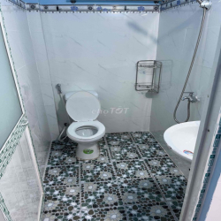 Nhà trọ 1 mặt thoáng mát mới xây phù hợp công nhân đi làm ca