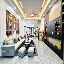 Nhà gần Lạch Tray – full nội thất – giá hơn 3 tỷ cực hiếm