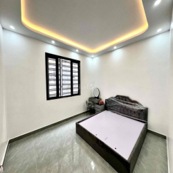 Nhà gần Lạch Tray – full nội thất – giá hơn 3 tỷ cực hiếm