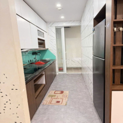 Chính chủ cho thuê chung cư 2PN-90 Nguyễn Tuân