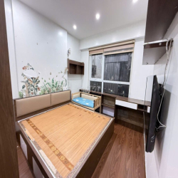Chính chủ cho thuê chung cư 2PN-90 Nguyễn Tuân