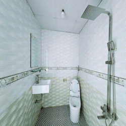 NHÀ 1TRỆT 2LẦU 5X12M 4PN 5WC HẺM TẢI ĐƯỜNG TỈNH LỘ 43 GẦN CHỢ ĐẦU MỐI