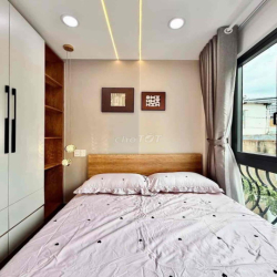 NHÀ 3 TẦNG FULL NỘI THẤT NGUYỄN VĂN TRỖI P8 QUẬN PHÚ NHUẬN