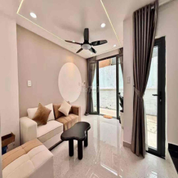 NHÀ 3 TẦNG FULL NỘI THẤT NGUYỄN VĂN TRỖI P8 QUẬN PHÚ NHUẬN