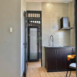 CHO THUÊ CĂN HỘ 1PN ĐƯỜNG BẠCH ĐẰNG VIEW ĐẸP GIÁ 7,5 TRIỆU/THÁNG