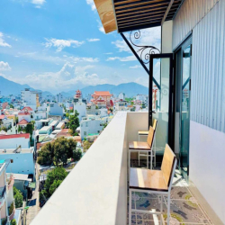 Cho thuê căn hộ studio Dã Tượng – đi bộ ra biển
