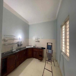 NHÀ 2PN CÓ SÂN SÁT GÒ VẤP -NGUYỄN THÁI SƠN