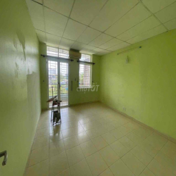 NHÀ 2PN CÓ SÂN SÁT GÒ VẤP -NGUYỄN THÁI SƠN