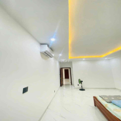 CHO THUÊ VILLA 8PN KHU SƠN TRÀ CÓ THANG MÁY MỚI TINH